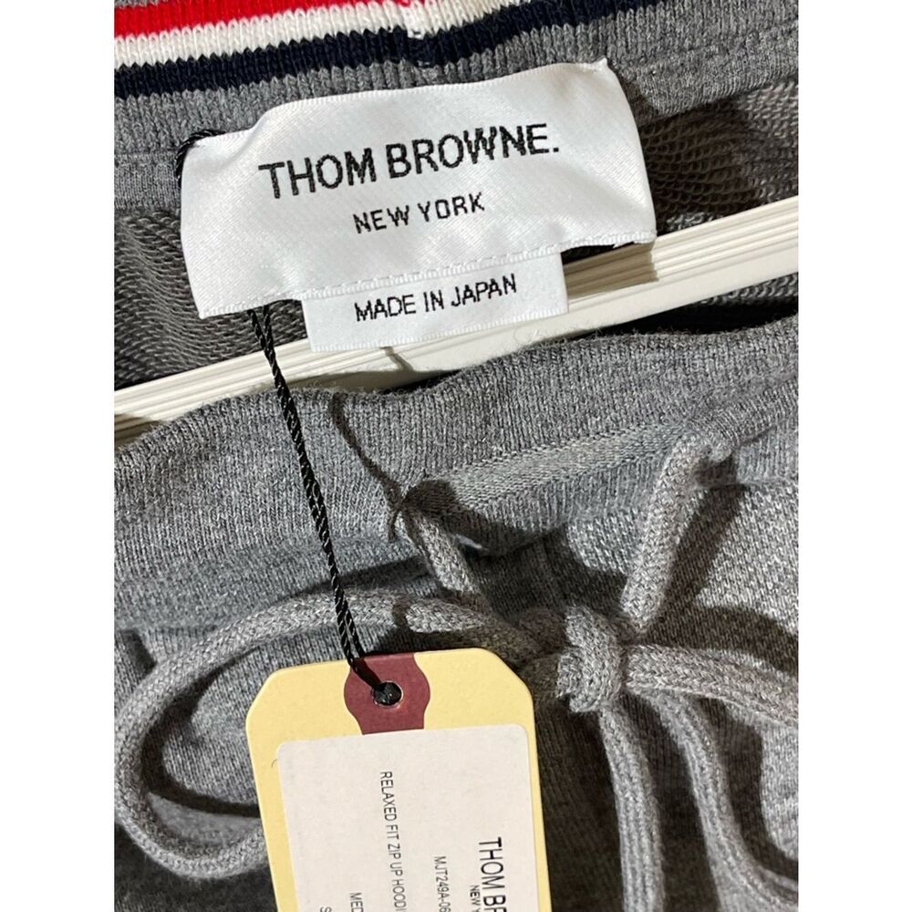Thom Browne Gray Knit Drawstring Athletic Shorts with Stripe - Picture 3 of 6